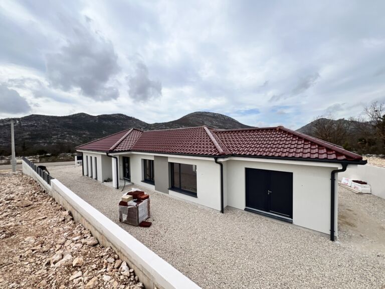 Steco Centar Montazne kuce