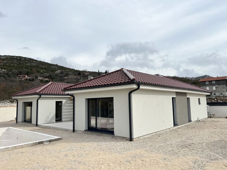 Steco Centar Montazne kuce